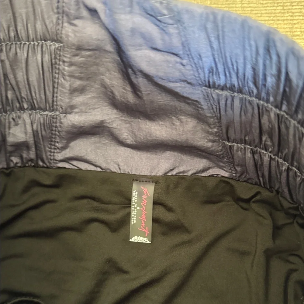 FP Movement by Free People - The Way Home Run Shorts NWT in Deep Sea - Picture 4 of 5